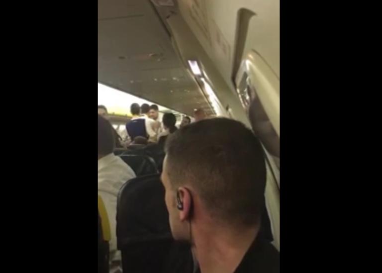 Bagarre dans un avion Ryanair