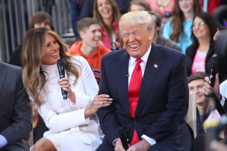 10 SCANDALES Sur DONALD TRUMP