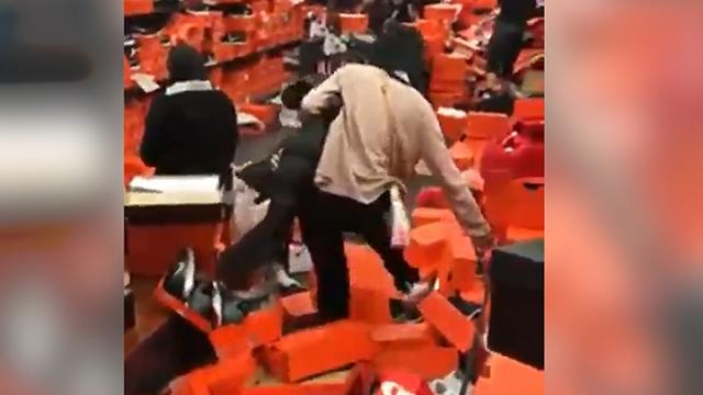 Un magasin Nike après le Black Friday