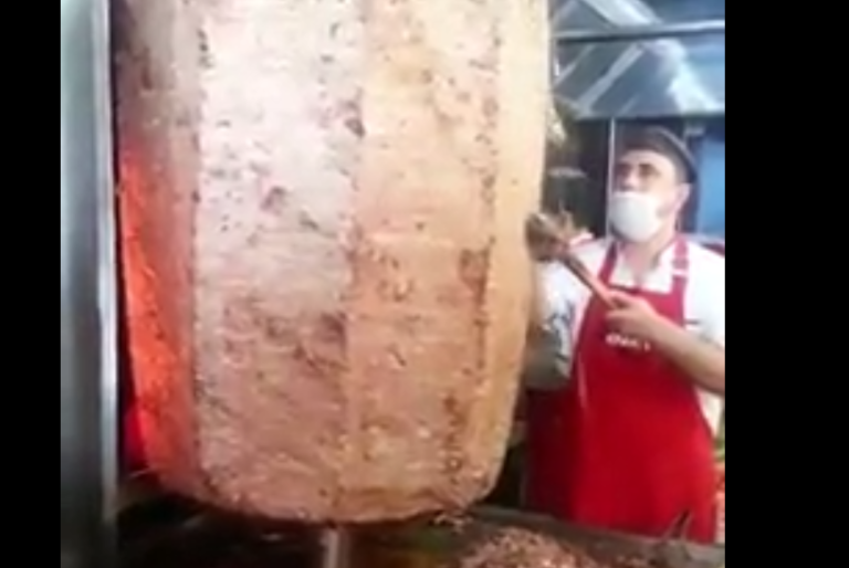 La plus grosse broche de Kebab du monde !!