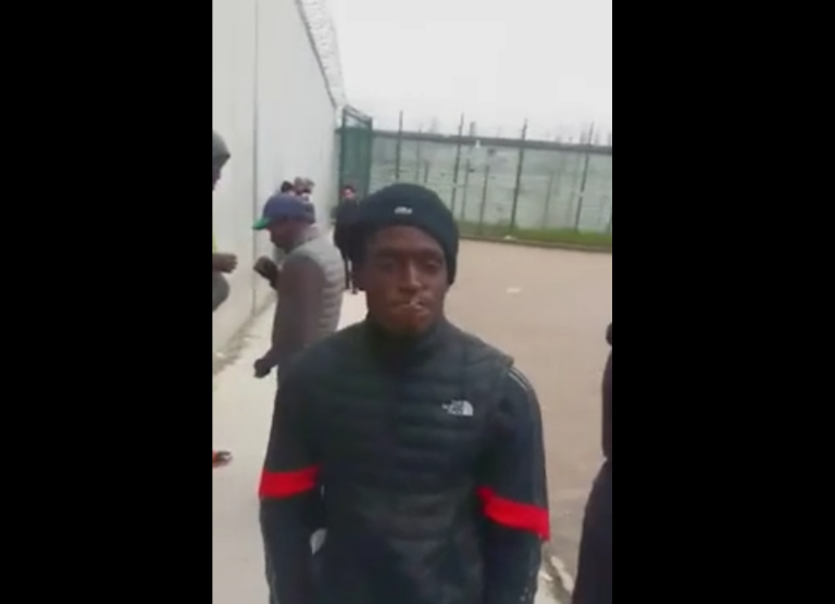 Mannequin Challenge dans une prison française