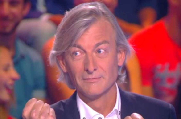 Arthur publie des messages privés envoyés par Gilles Verdez…