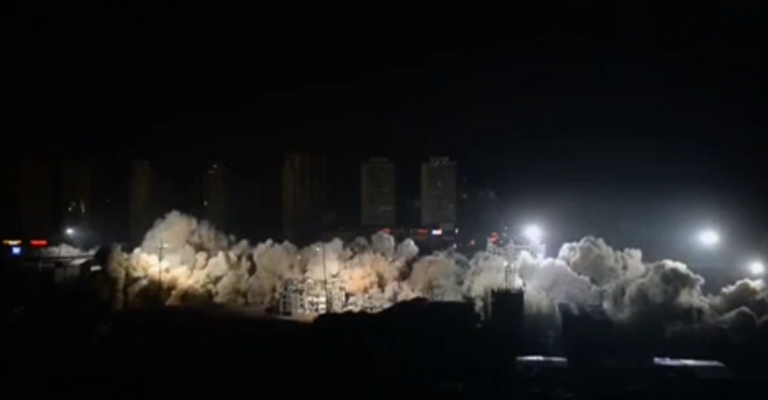 Un quartier entier détruit en quelques secondes en Chine