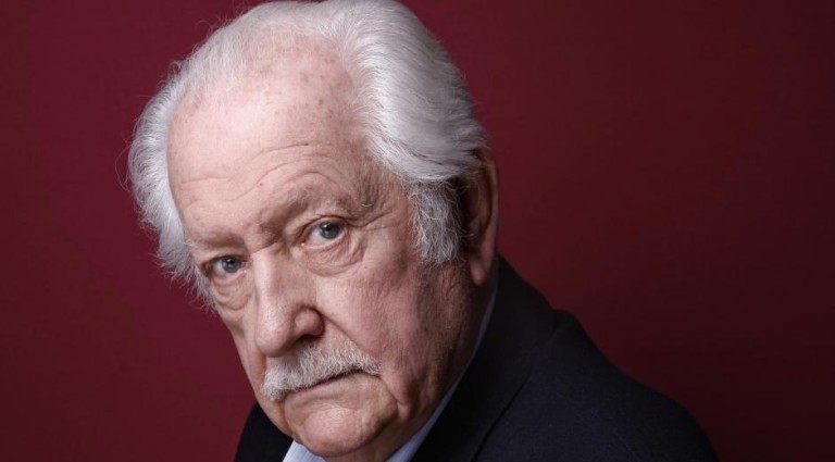 Pierre Bellemare hospitalisé après une violente chute.