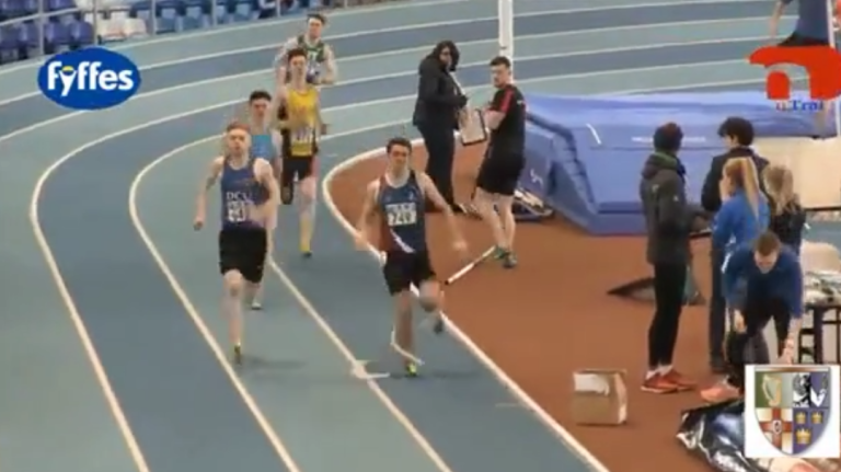 Un athlète perd une course à cause d&rsquo;un élastique