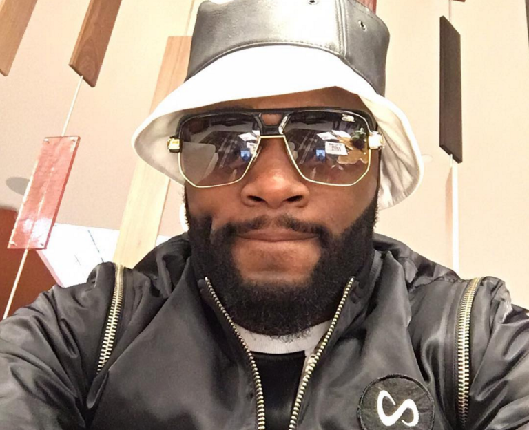 Gradur croit avoir pris le fils de Manuel Valls en stop…