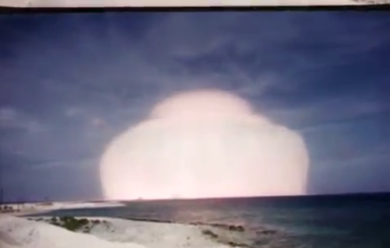 Les États-Unis publient des dizaines de vidéos d&rsquo;essais nucléaires