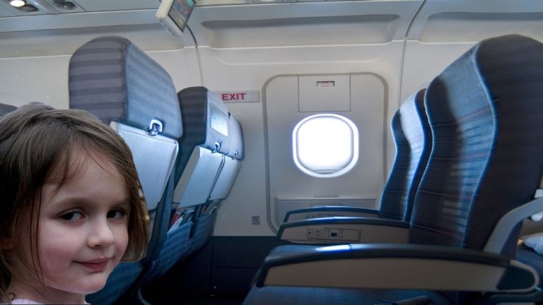 Que se Passe-t-il Si on Ouvre la porte d&rsquo;un Avion En Vol ?