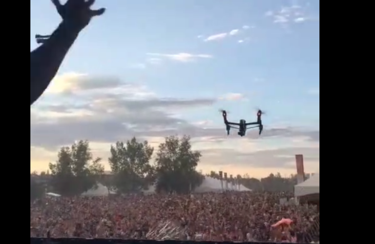 Amener son drone à un festival n’est pas une bonne idée
