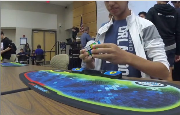 Nouveau record du monde de Rubik&rsquo;s Cube en 4,69 secondes