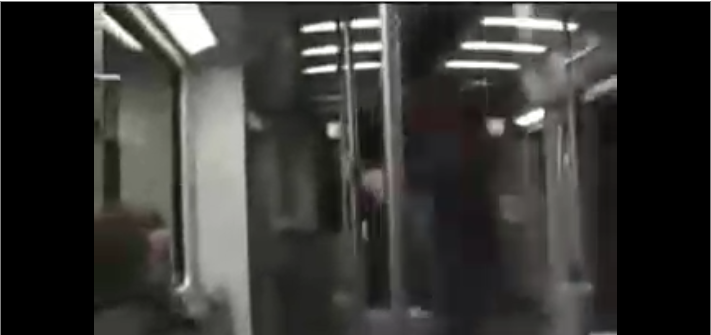 Une petite racaille se fait calmer d&rsquo;une façon incroyable… La honte suprême !!