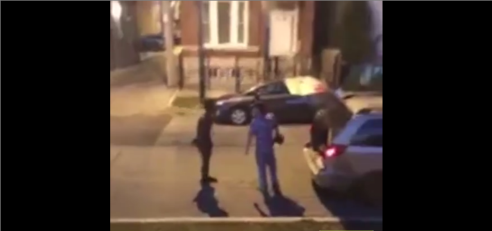 Toujours porter un casque quand on fait du vélo