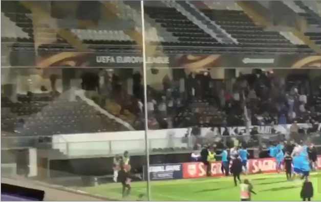 Patrice Evra frappe un supporter de l&rsquo;OM