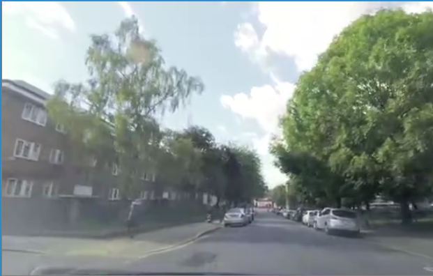 Voleurs à l&rsquo;arraché en scooter vs Piéton.