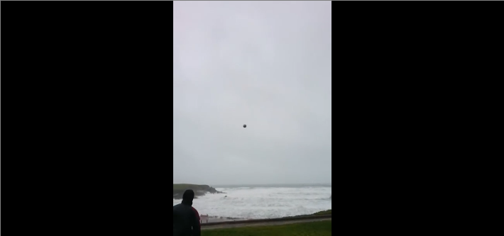 Ballon en mode boomerang.