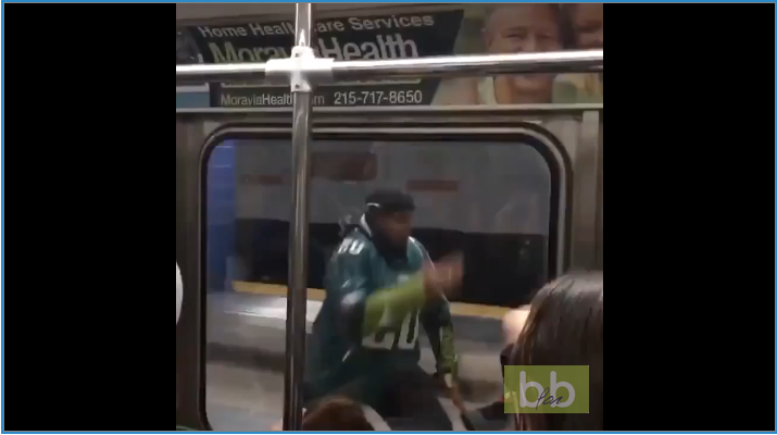 Quand un supporter se met à courir pour rattraper le métro