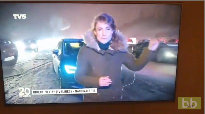 Un Québecois se moque des Parisiens en galère avec la neige sur les routes