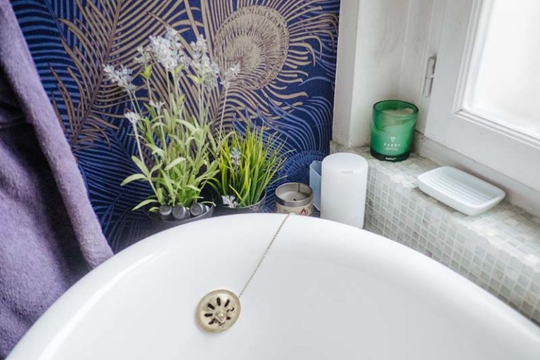 25 ASTUCES ESSENTIELLES POUR TA SALLE DE BAINS