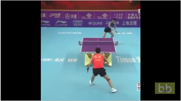 Le point le plus incroyable du monde en tennis de table