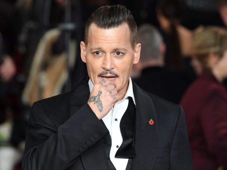 Johnny Depp : Il inquiète ses fans en affichant une grosse perte de poids !