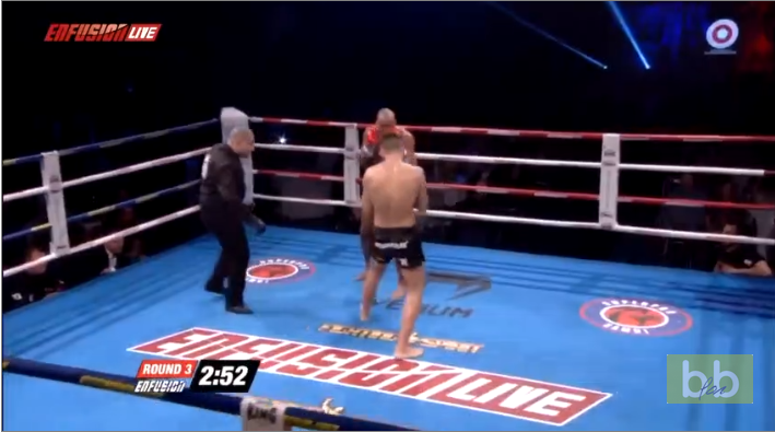 Le round le plus incroyable de l’histoire du kickboxing