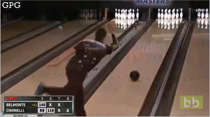 Ce joueur de bowling est plus que surprenant !