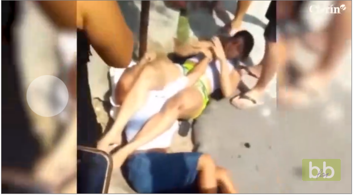 Un voleur tombe sur une femme qui pratique ju-jitsu et se prend une sévère correction