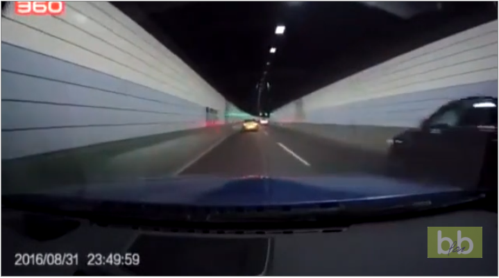 Faire une course dans un tunnel n&rsquo;est pas une très très bonne idée !!