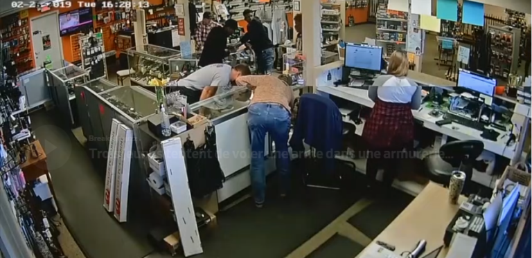 Trois jeunes tentent de voler une arme dans une armurerie…