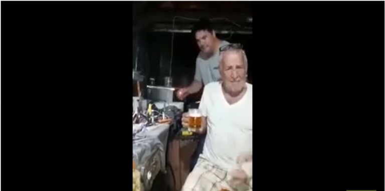 Comment faire comprendre à son pote ivre qu’il doit arrêter de boire de la bière ?