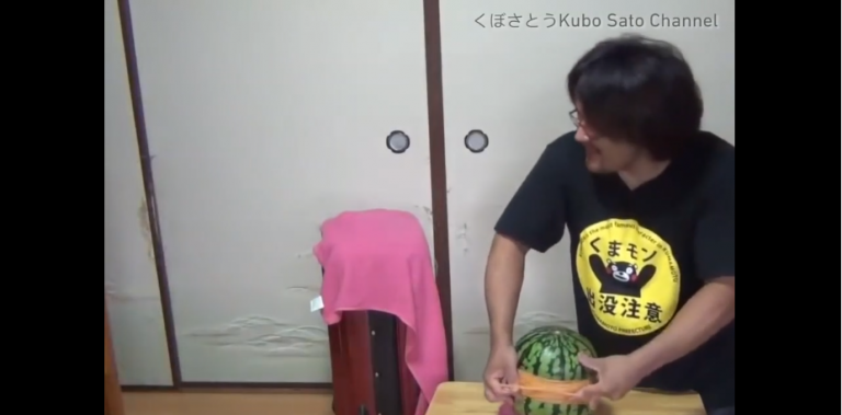 Mauvaise idée de mettre des élastiques autour d’une pastèque