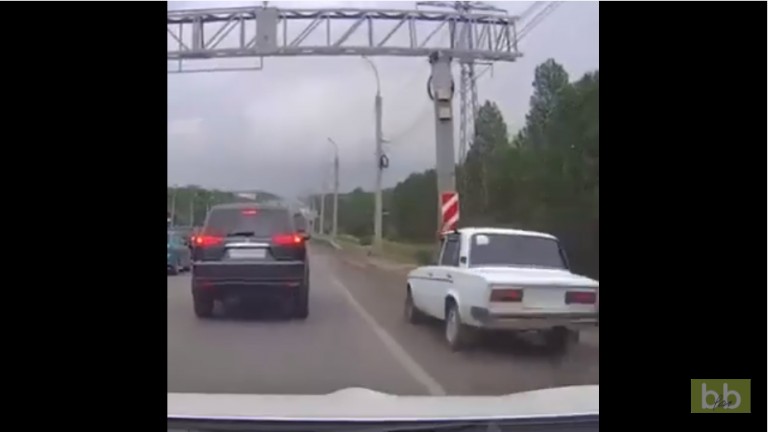 Ce conducteur s’est cru beaucoup plus malin que les autres !!!!