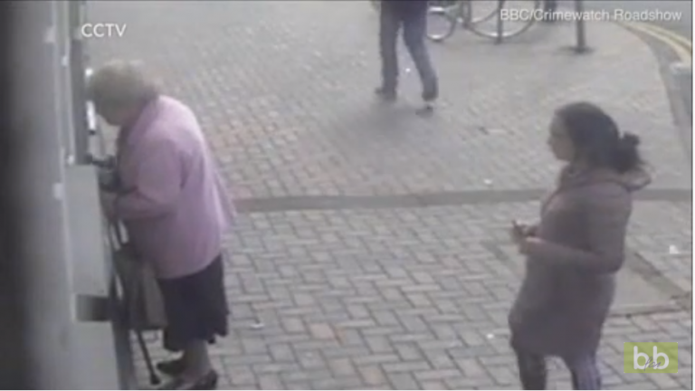 Une dame de 81 ans se fait agresser mais ne se laisse pas faire