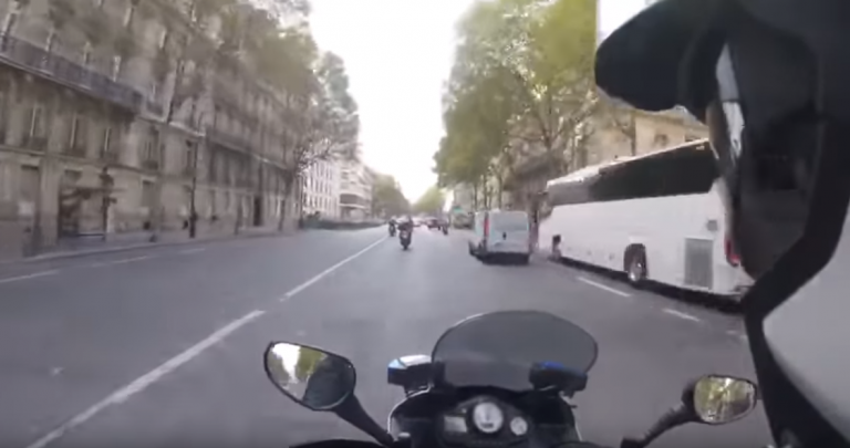 Course-poursuite entre un scooter et la police à Paris