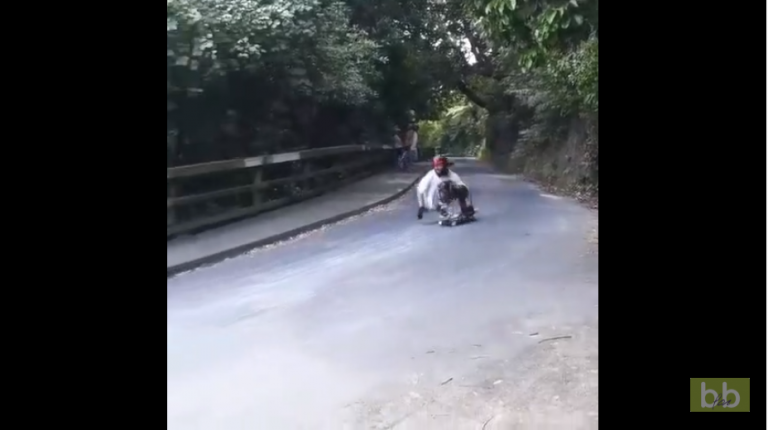 Quand tu rates ton virage en longboard