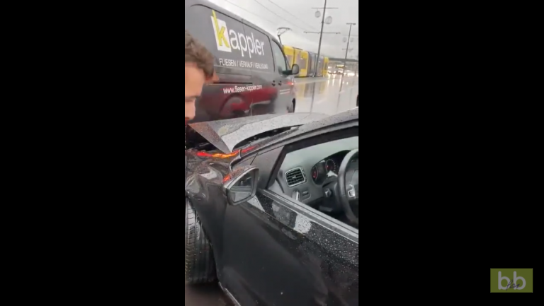 Une conductrice ivre percute une camionnette et veut prendre la fuite en Autriche
