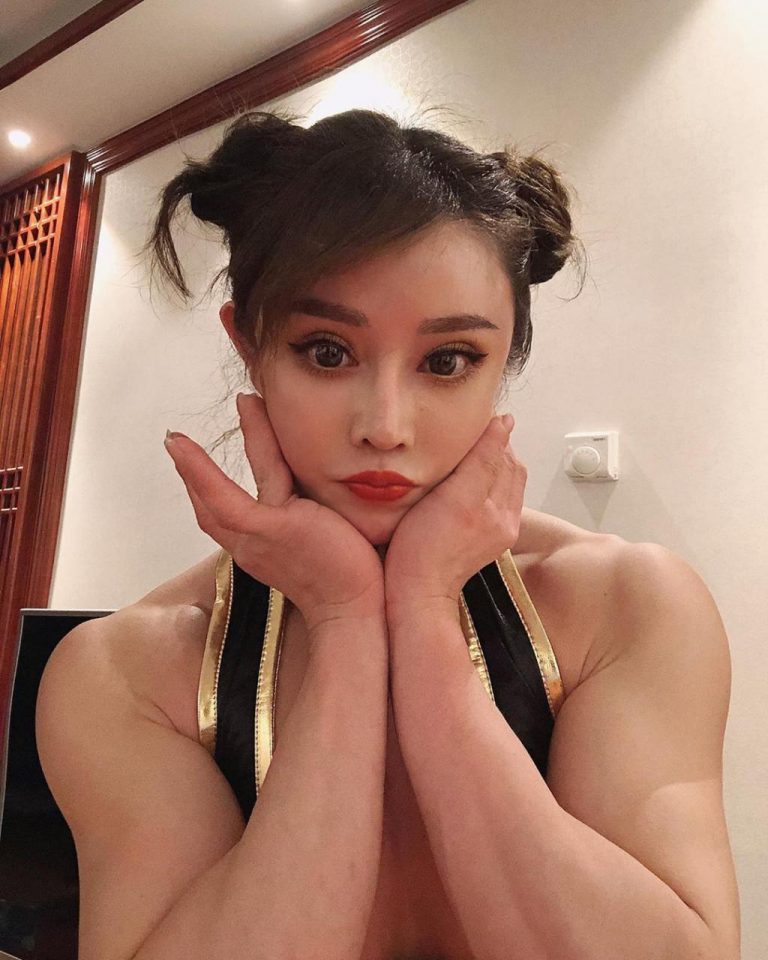 Une bodybuildeuse chinoise réalise un cosplay de Chun Li incroyable…