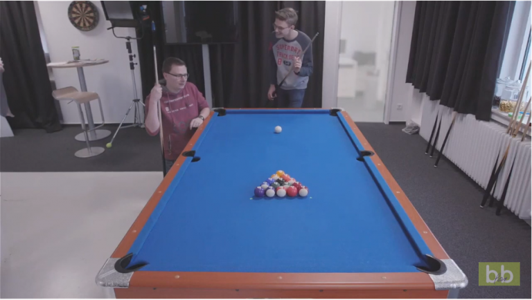 La partie de Billard la plus rapide du monde…