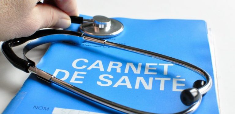 Le carnet de santé nouvelle accessoire de mode !