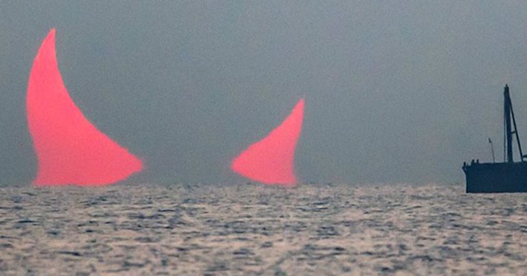 Il immortalise un lever du soleil en forme de « cornes du diable »