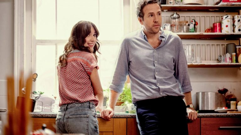 Trying : La bande annonce de la série Apple TV+