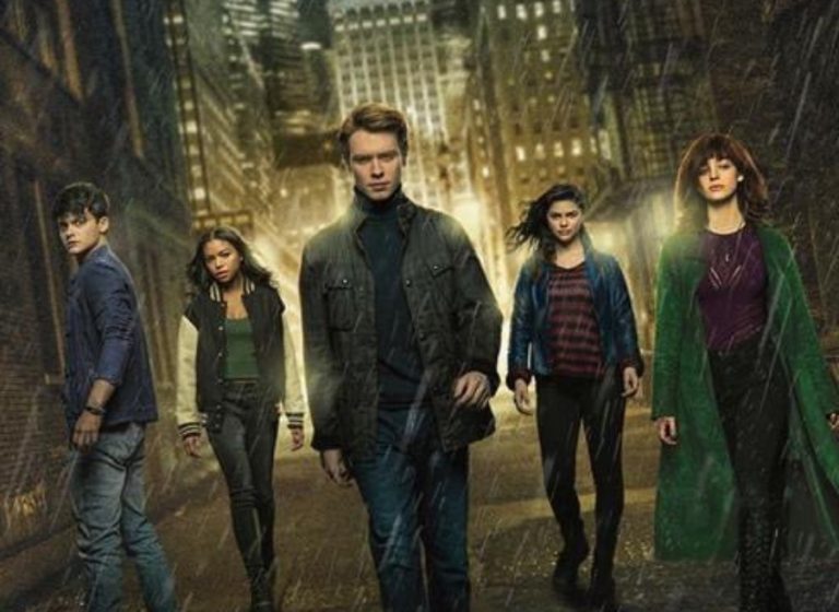 Gotham Knights : Découvrez la première bande-annonce de la dernière série DC Comics de la CW