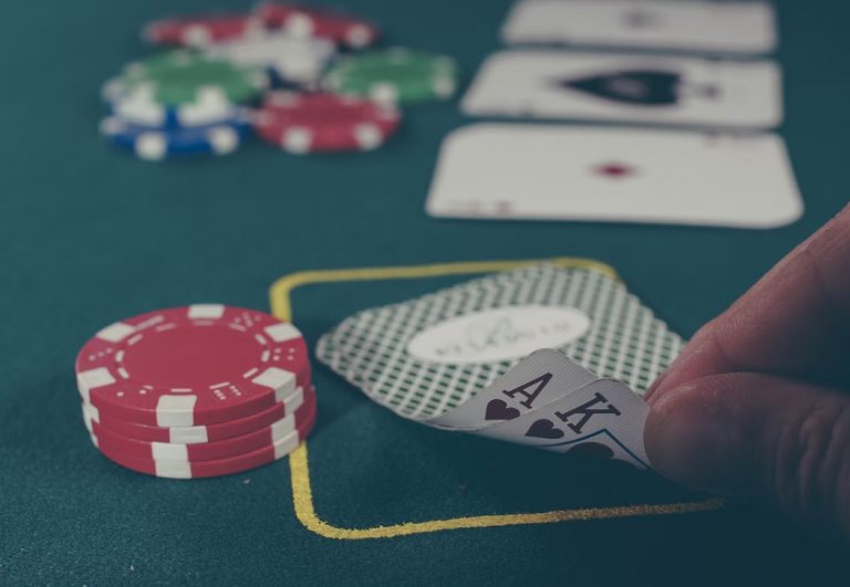 Comment devient-on un joueur de poker de haut niveau ?