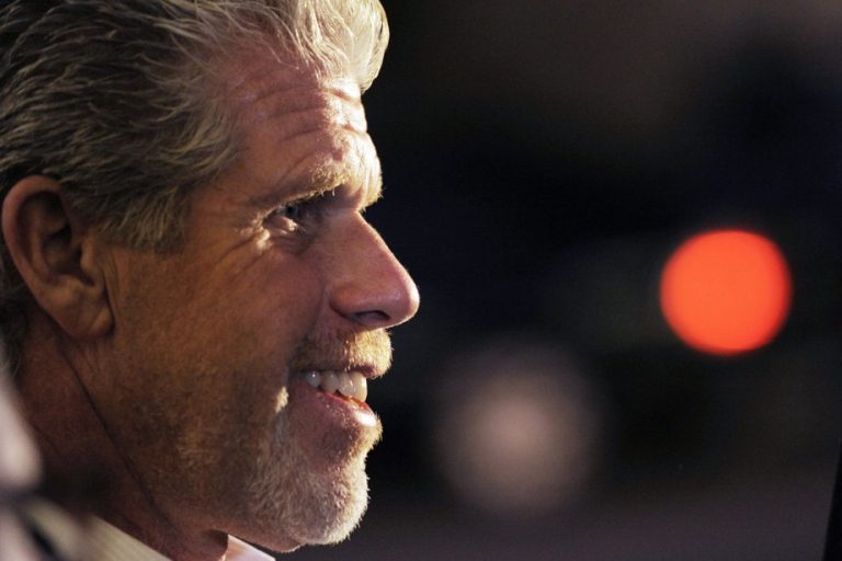 Grève à Hollywood : Un Avertissement Choc de Ron Perlman envers un Dirigeant Anonyme – Détails Révélés !