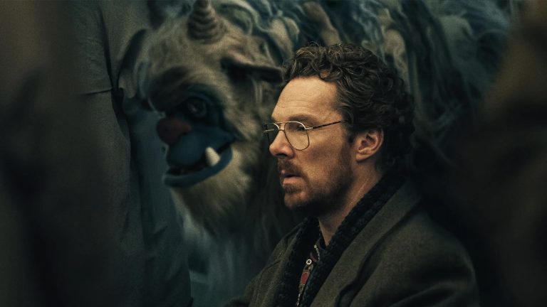 Retour triomphant : Benedict Cumberbatch illumine « Eric », la nouvelle série phare de Netflix !