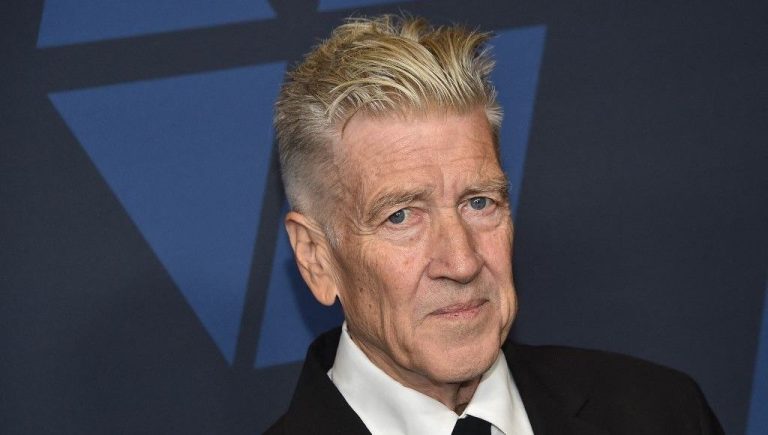 David Lynch est mort, le cinéaste légendaire derrière Twin Peaks