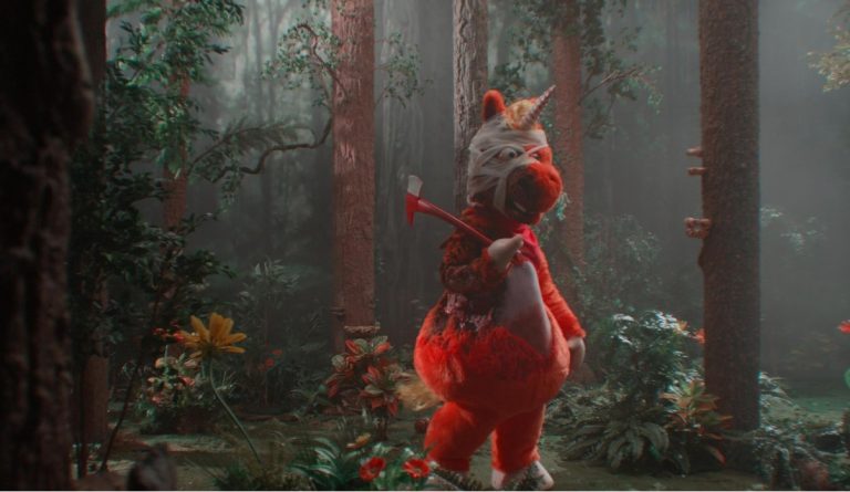 Buddy : un film d&rsquo;horreur transforme les émissions jeunesse des années 90 en véritable cauchemar